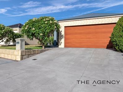 14 Langford Boulevard, Madeley WA 6065
