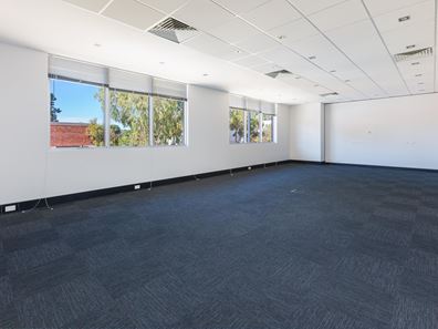5 Turner Avenue, Bentley WA 6102