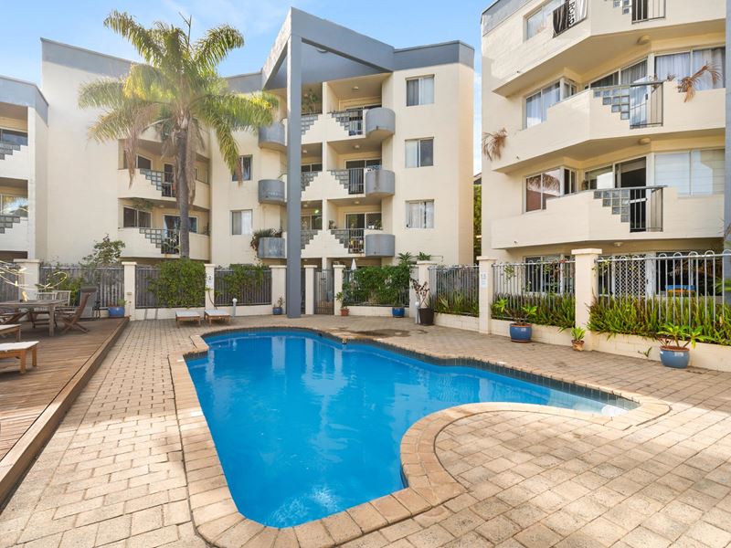23/11 Mcatee Court, Fremantle