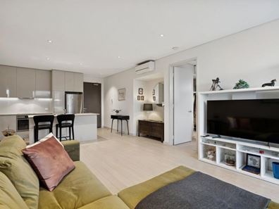 45/6 Gemstone Boulevard, Carine WA 6020