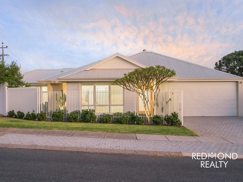 14 Howitt Road, Padbury WA 6025