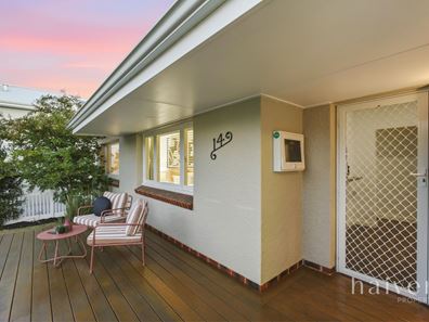 14 Holman Street, Melville WA 6156