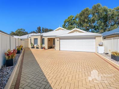 13 Broadway, Pelican Point WA 6230