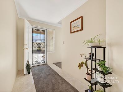 13 Broadway, Pelican Point WA 6230