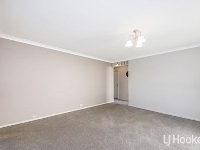 2/20 Charlton Place, Thornlie WA 6108