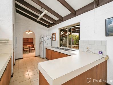5 Sovereign Drive, Two Rocks WA 6037