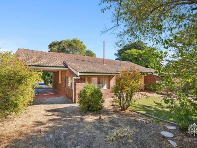 52 Heath Road, Kalamunda WA 6076