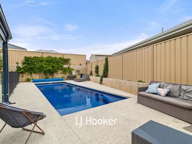 299 Norton Promenade, Dalyellup WA 6230