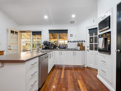 14 Butterfly Street, Piccadilly WA 6430