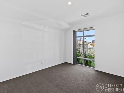 4 Yabbra Entrance, Yanchep WA 6035