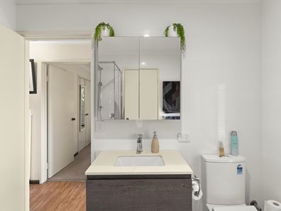 1/16 Mattison Way, Greenwood WA 6024