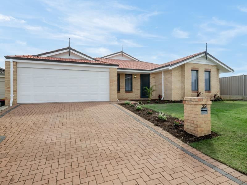 39 Bethwyn Circuit, Madeley WA 6065