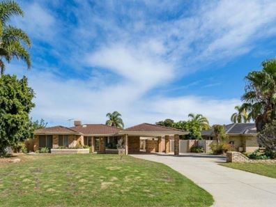 7 Port Royal Drive, Safety Bay WA 6169