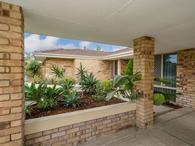 7 Port Royal Drive, Safety Bay WA 6169