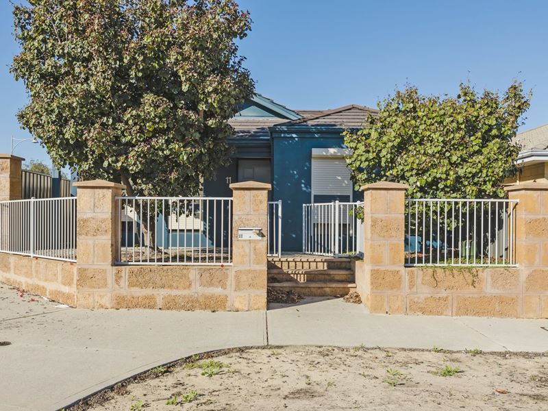 11 Splendens Avenue, Banksia Grove WA 6031