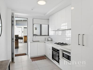 8/18 SYKES AVENUE, Innaloo WA 6018