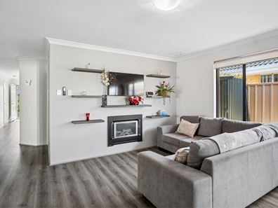 6 Antrim Way, Bertram WA 6167