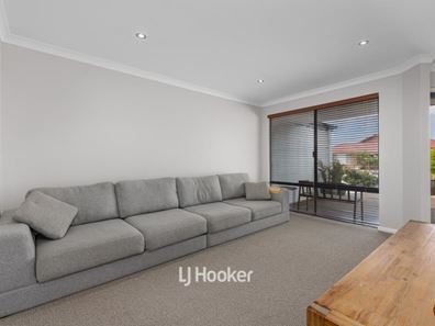 81 Barton Drive, Australind WA 6233