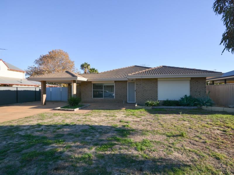 3 Tamarisk Drive, Halls Head WA 6210