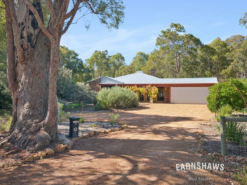 24 Campbell Way, Parkerville WA 6081