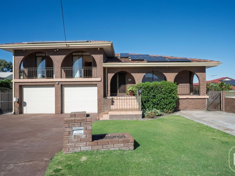9 Capstone Way, Marangaroo WA 6064