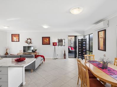 2/19 Burwood Road, Balcatta WA 6021