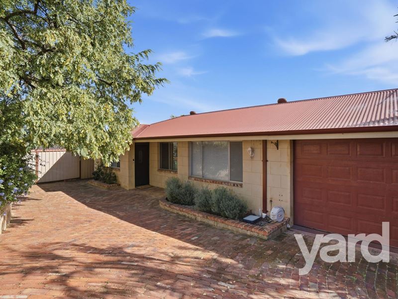 13 Anglesey Drive, Kardinya WA 6163