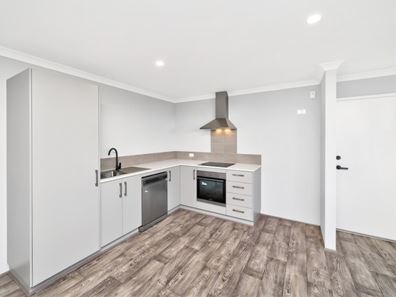 28A Peregrine Road, Eglinton WA 6034