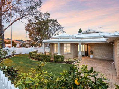 88 Lacepede Drive, Sorrento WA 6020