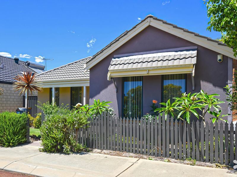15 Chorus Cir, Atwell WA 6164