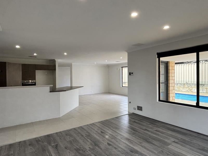 2 Canova Road, Butler