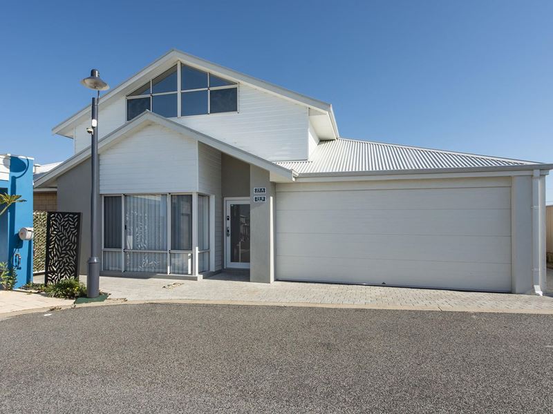 25a/19 Malibu Road, Safety Bay WA 6169
