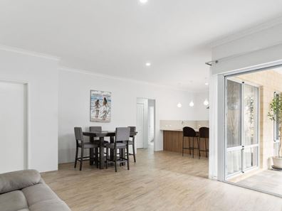 20 Vigneta Place, Kelmscott WA 6111