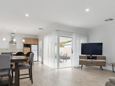 20 Vigneta Place, Kelmscott WA 6111