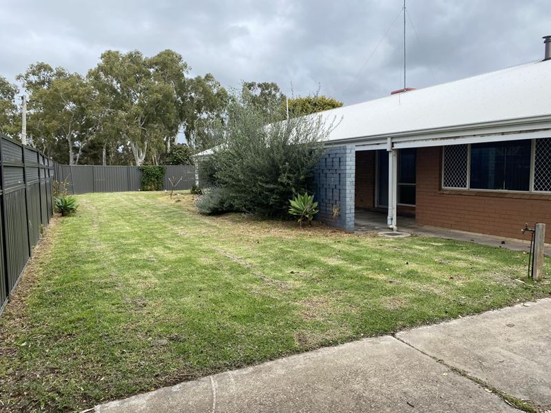 1 Clifton Crescent, Pinjarra