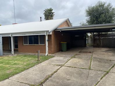 1 Clifton Crescent, Pinjarra WA 6208