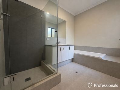 22B Cerberus Avenue, Parkwood WA 6147