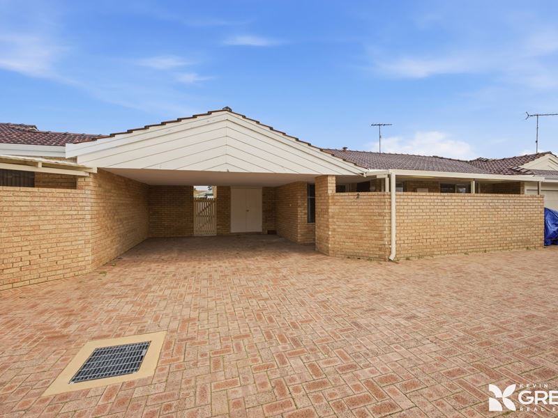 2/14 Gibson Street, Halls Head WA 6210