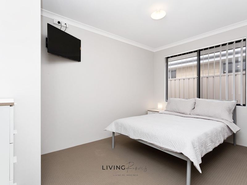 Room/3  2 Hanbury Loop, Success