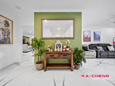 59 Ivanhoe Street, Morley WA 6062