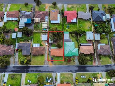 10 Lorenzo Way, Orana WA 6330