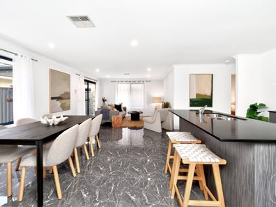 33 Ambersun Avenue, Brabham WA 6055