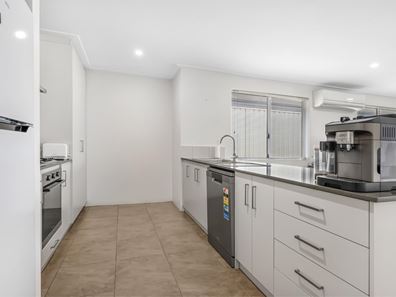 8/26 Johnston Street, Geraldton WA 6530