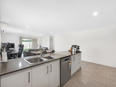 8/26 Johnston Street, Geraldton WA 6530