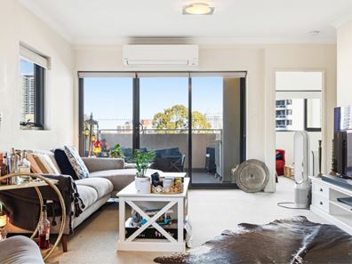 64/18 Wellington Street, East Perth WA 6004