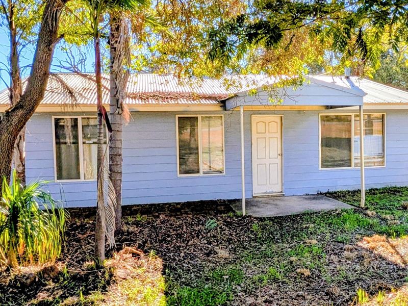 9 Edwards Street, Gingin WA 6503