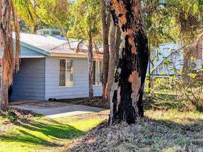 9 Edwards Street, Gingin WA 6503