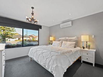 12 Ambleside Parade, Waikiki WA 6169