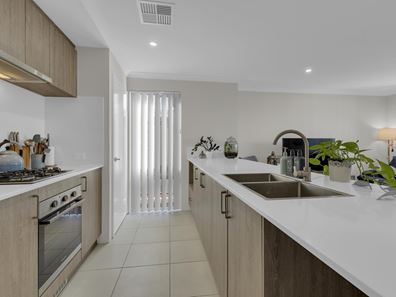 66 Amberley Drive, Baldivis WA 6171