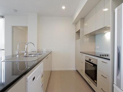 102/3 Homelea Court, Rivervale WA 6103